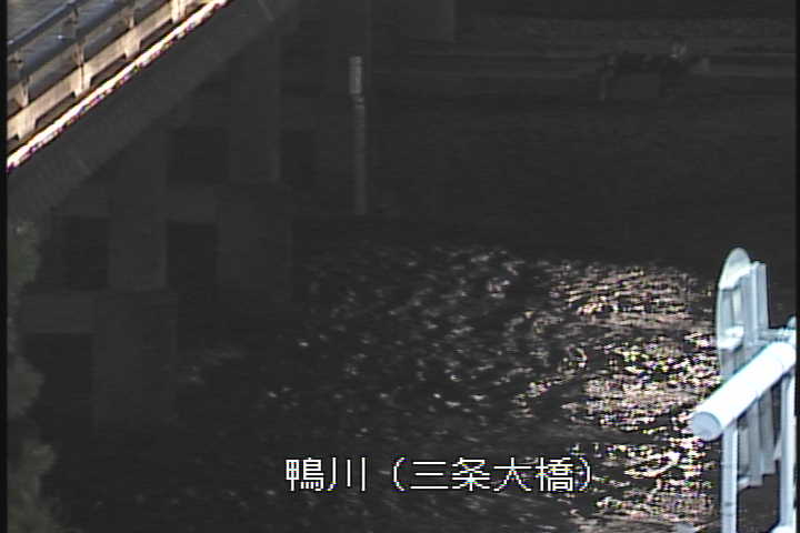 �J�����摜
