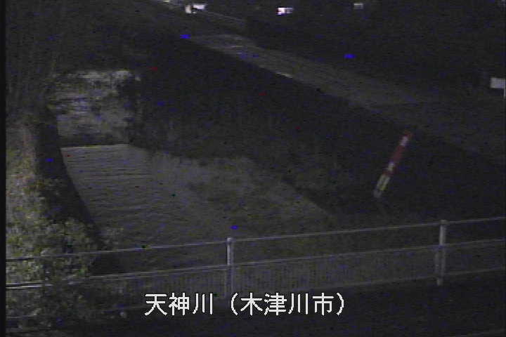 �J�����摜