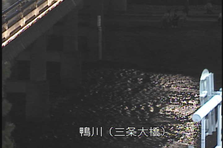 �J�����摜