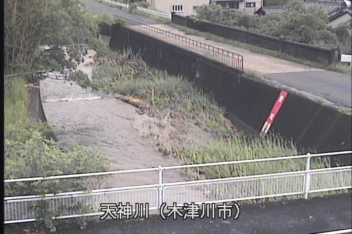 �J�����摜